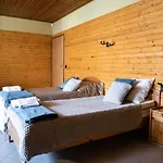 Hetenyi Apartmanhaz Es Birtok