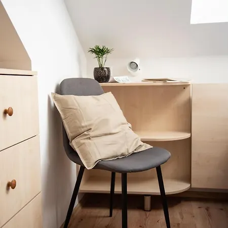 Hetenyi Apartmanhaz Es Birtok
