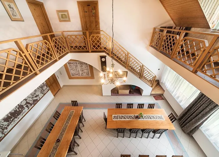 Penzion Hetenyi Apartmanhaz Es Birtok
