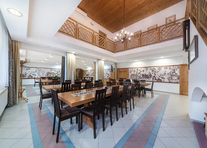 Hetenyi Apartmanhaz Es Birtok