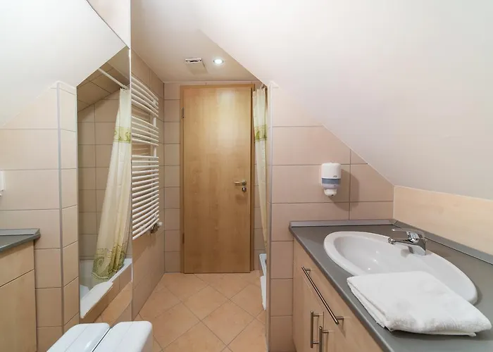 Hetenyi Apartmanhaz Es Birtok Mecseknádasd