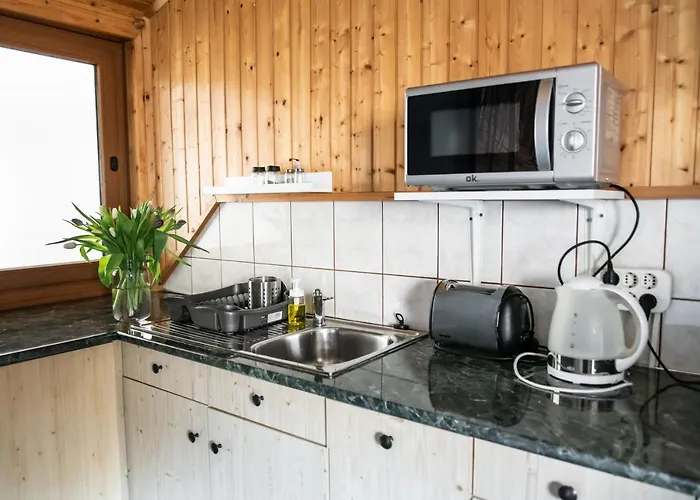 Hetenyi Apartmanhaz Es Birtok 4*