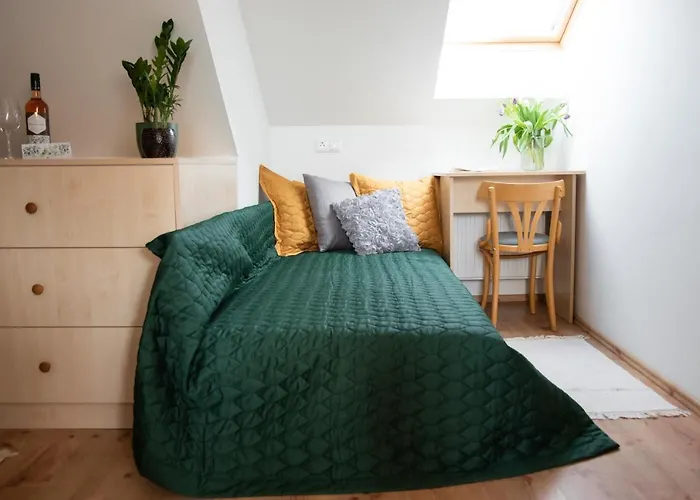 Penzion Hetenyi Apartmanhaz Es Birtok 4*