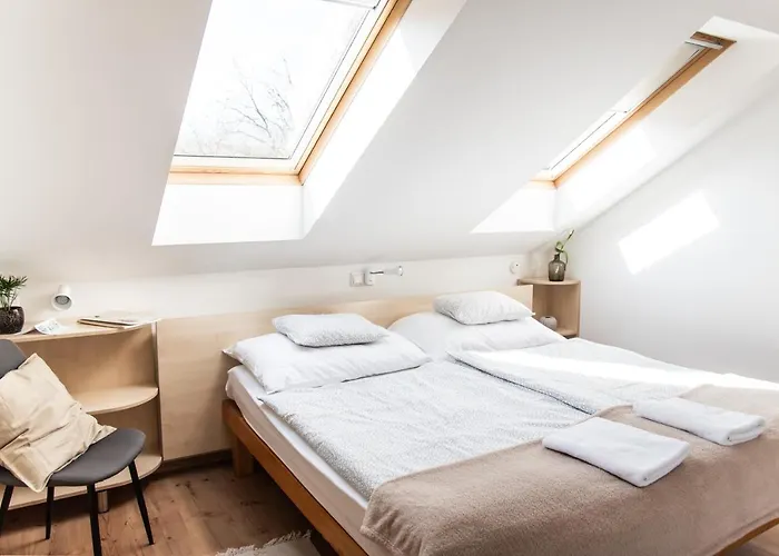 Hetenyi Apartmanhaz Es Birtok Penzion 4*